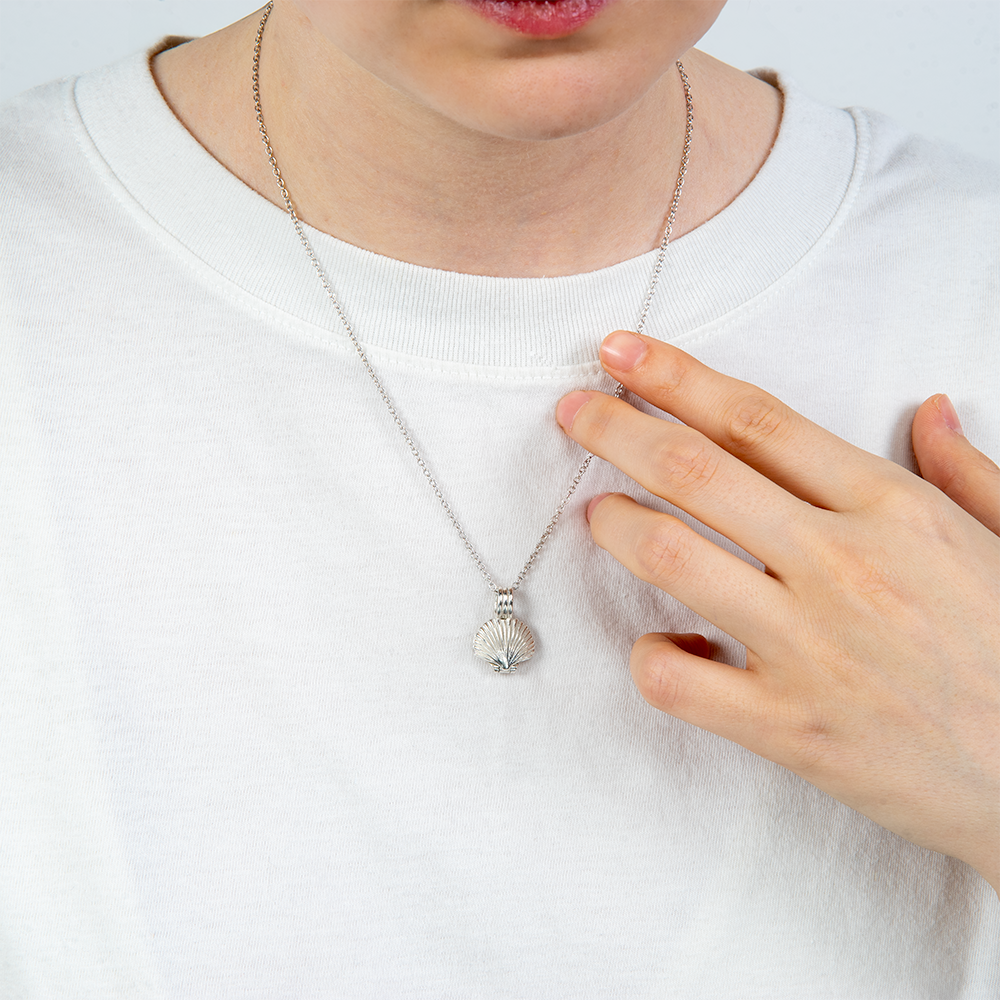 SpongeBob SquarePants Krusty Krab Secret Seashell Necklace