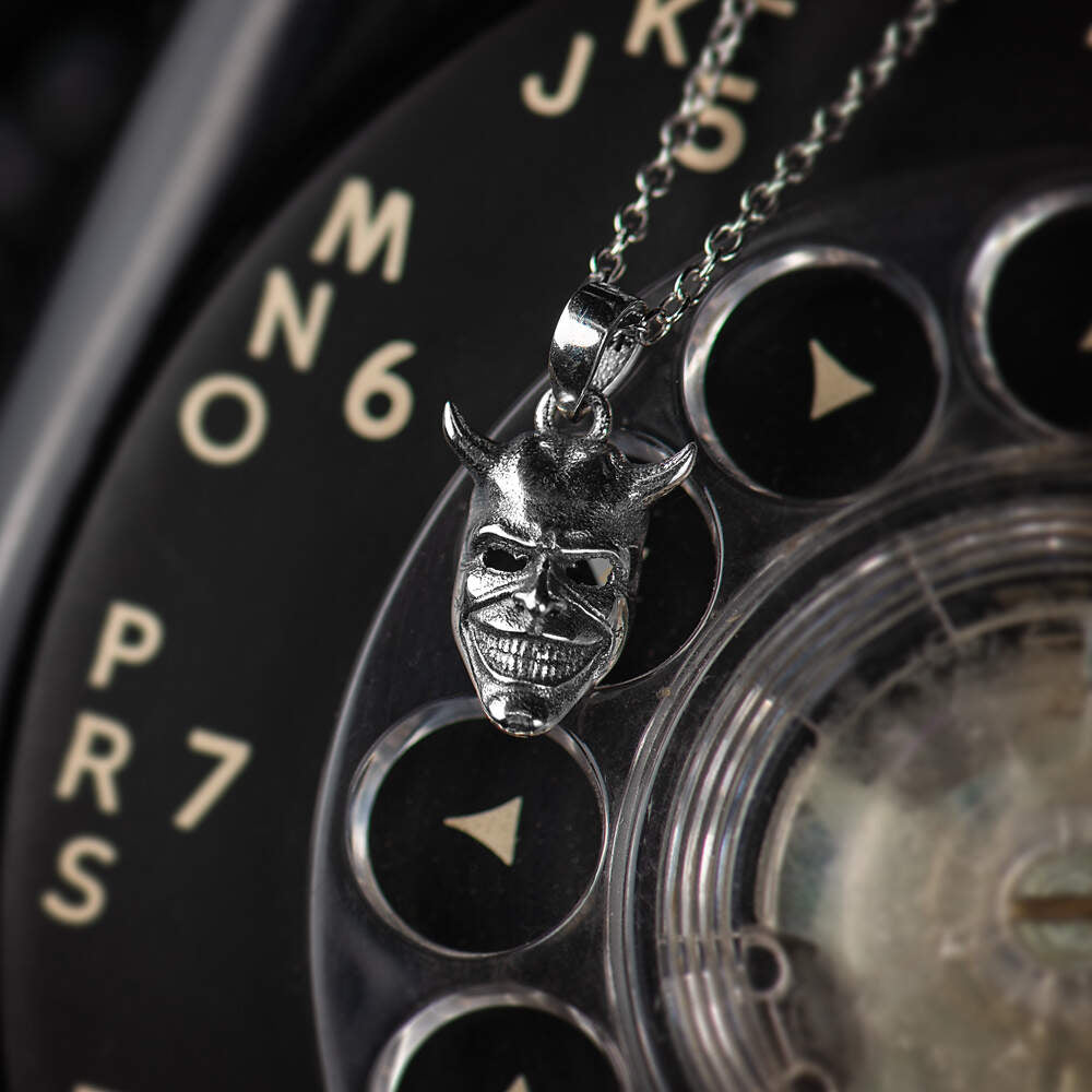 Black Phone 2 Grabber Mask Pendant Necklace