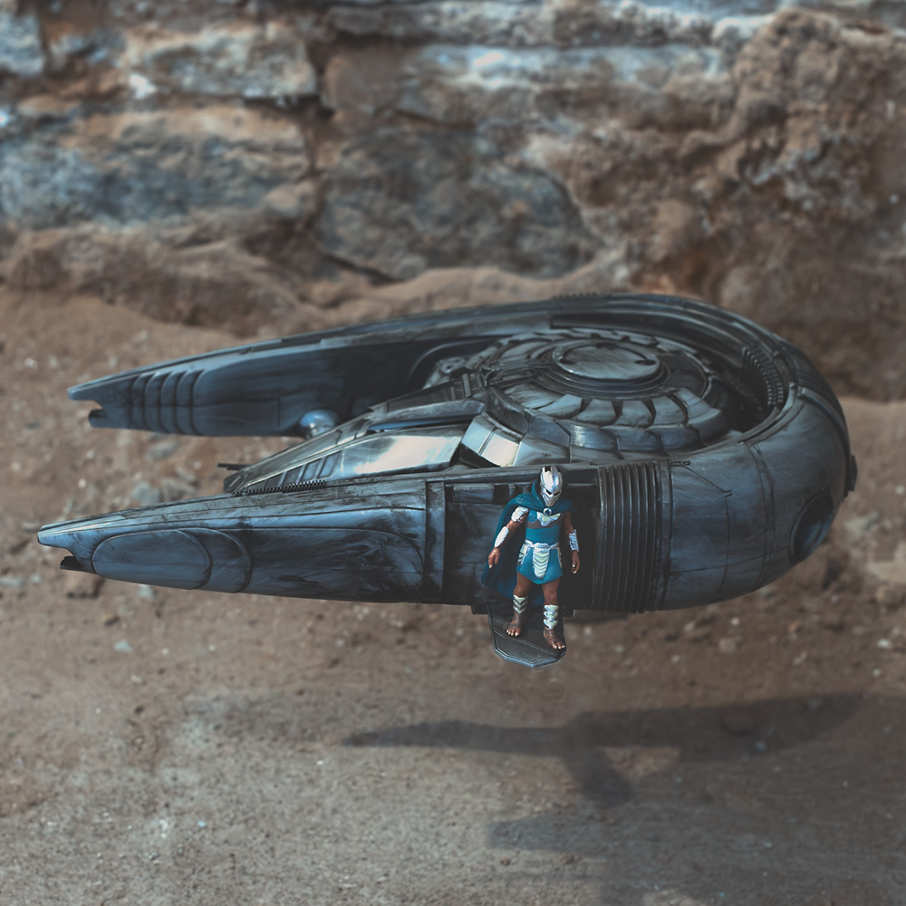 Predator: Badlands Spaceship Popcorn Bucket