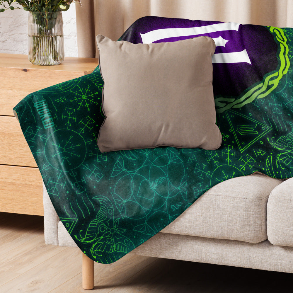 Wicked Symbols Pattern Sherpa Blanket – Cinemark Shop